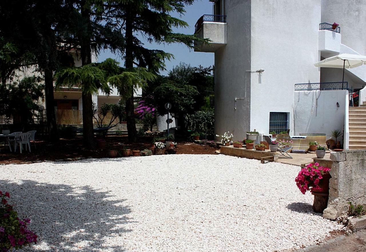 Patty Green House Castellana Grotte Exterior foto